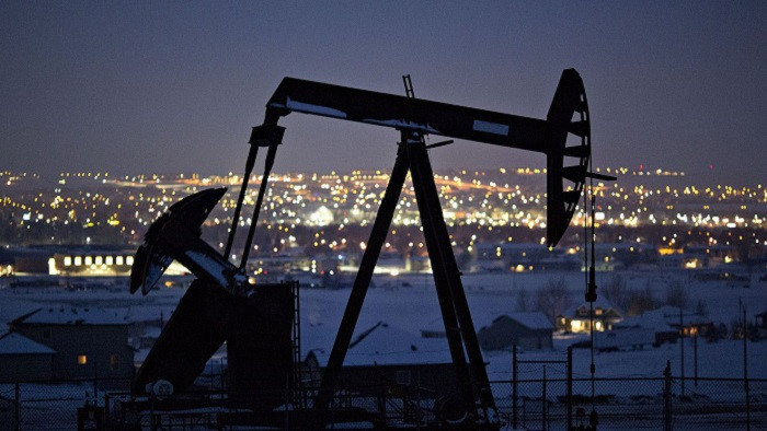 Giá dầu liên tục thiết lập những kỷ lục buồn, bức tranh lợi nhuận nhóm dầu khí “nhuộm màu” ảm đạm
