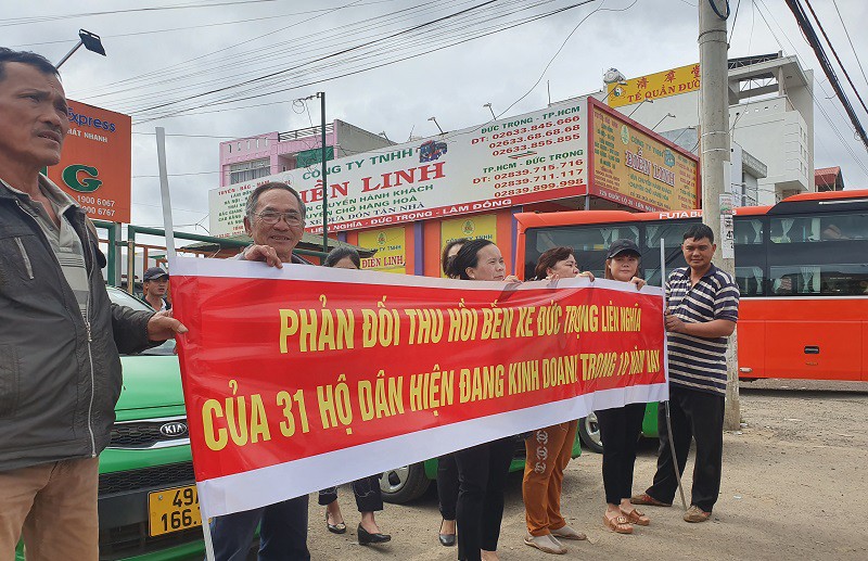 31 tiểu thương Bến xe Đức Trọng phản đối quyết định thu hồi đất của tỉnh Lâm Đồng