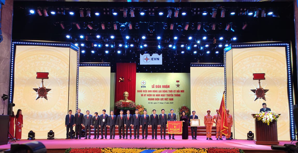 Tập đoàn Điện lực Việt Nam đón nhận danh hiệu Anh hùng lao động thời kỳ đổi mới 