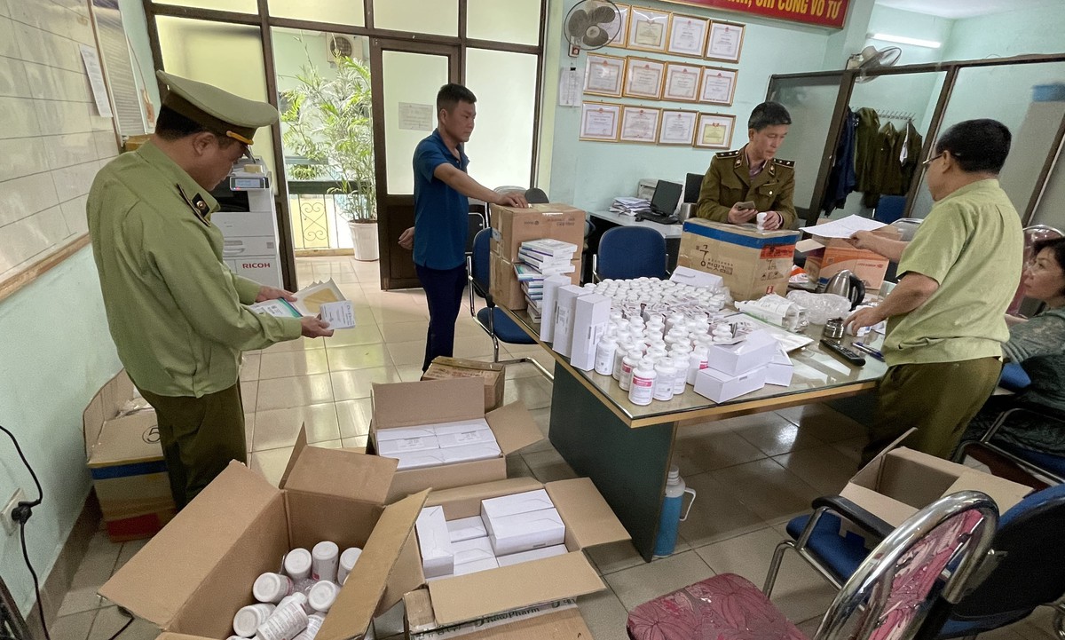 Phát hiện lô dược phẩm Hàn Quốc nhập lậu vận chuyển từ kho sân bay Nội Bài