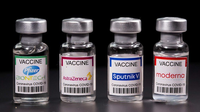 Cổ phiếu dược nổi sóng nhờ liều “doping” từ vắc xin COVID